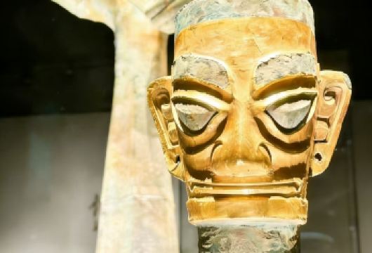 【精品小团】三星堆博物馆+大V老师3小时人工讲解+可含门票【[关于讲解]大V说签约讲师，5年以上博物馆讲解经验，中高级专业讲解团队，高品质讲解质量】