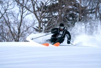 日本北海道札幌国际滑雪场一日游：可选玩雪或滑雪【2人起成团，与家人朋友一起，感受无与伦比的快乐】