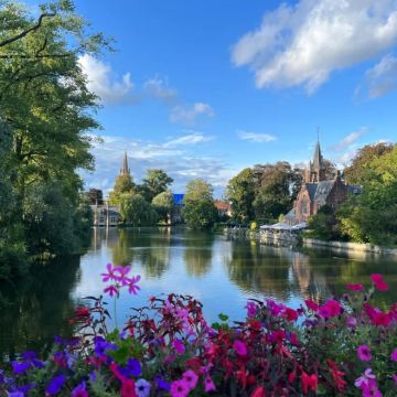 比利时根特+布鲁日+伊珀尔+迪克斯穆德一日游