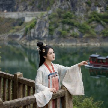 【趣讲三国/先看评价】石门栈道+诸葛古镇+武侯墓+阳平关遗址