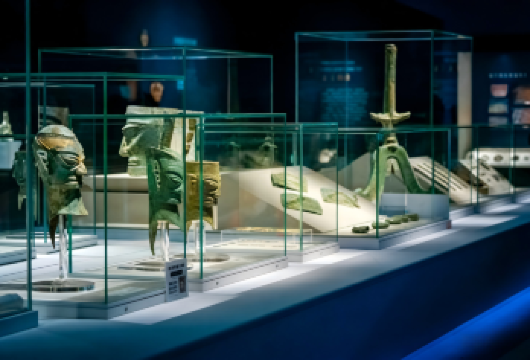 可选2-8人团●三星堆+都江堰+仰天窝+钟书阁+蓝眼泪一日游【[门票动态时报]三星堆门票●2月13-22号白天无票●只能安排夜场欲购从速】