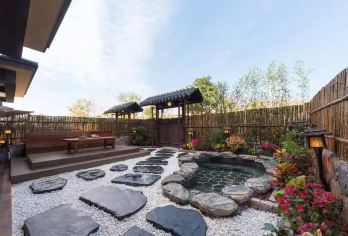 佛山拾野川日式5房8床KTV温泉别墅+独立KTV+泡池+烧烤【佛山高明拾野川5房日式温泉别墅+私家泡池+麻将+烧烤+独立KTV。】