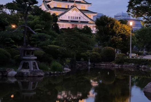 日本大阪梅田+难波+黑门市场一日游【中文包车/行程定制】【尊享一对一高端行程定制，豪华包车专属礼遇，专业旅行顾问24小时恭候垂询。】