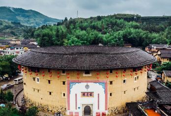 南靖云水谣景区+永定土楼王景区双景区一日游丨优享小团赠送登楼【[舒适出行]优享小团，全程高速，宽敞舒适，赠送登楼体验】