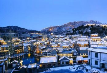 北京古北水镇+司马台长城一日游【赏日游全景◆观水舞秀·登长城【[服务升级]品质大巴舒适座椅，景区9小时自由行，贴心&自由；】