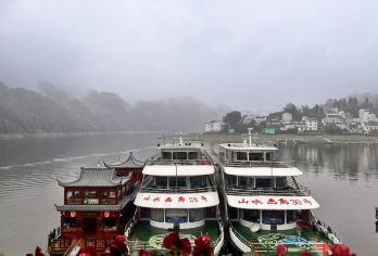 新安江山水画廊+阳产土楼一日游【人行明镜中，鸟度屏风里】【一价全含-高性价比：纯玩无任何隐形消费，用心服务无套路，真纯玩！！！】