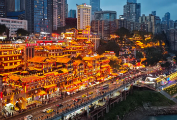 重庆解放碑+山城步道十八梯+白象居+湖广会馆+来福士洪崖洞【中文包车，定制服务，安心自由】