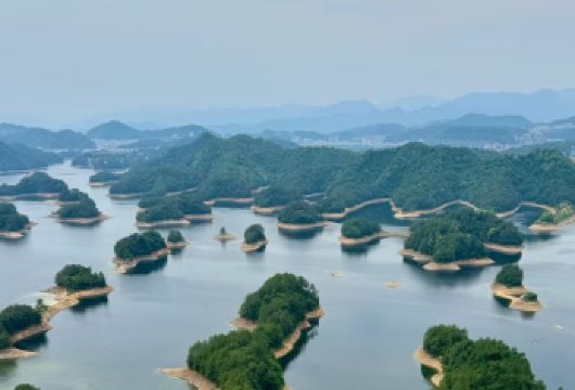 千岛湖中心湖+梅峰岛一日游【纯玩无购物；休闲之旅】【纯粹游玩 更多的浏览时间 车船交通合理安排 真正的深度游玩】