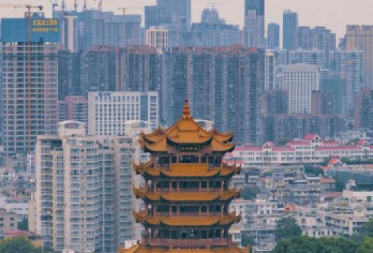 精品团丨黄鹤楼+东湖+湖北省博+武大+赠轮渡（可选小团）【高选择经典线路：涵盖多精华景点黄鹤楼、湖北省博物馆、武汉大学、东湖听涛景区、武汉长江大桥】