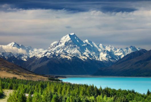 新西兰 南岛库克山一日游 特卡波湖  塔斯曼冰川观景点步道【16人团，全程舒适旅行车，提供瓶装水与零食，】