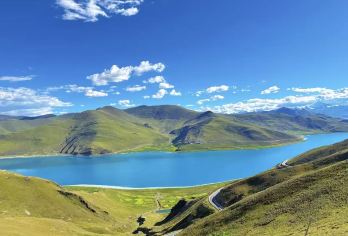 拉萨羊卓雍措+卡若拉冰川一日游【遇见大美冰川十年老司机带队】【景点：多套餐可选 满足不同需求 免票活动开启价格美丽 遇见即将消失的冰川】