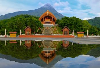 海南：五指山黎祖大殿、毛纳村一日游【探索鸭湖梯田、参观黎族祠堂】
