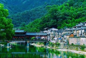 【退伍师傅+1人起订】景德镇瑶里+寒溪村+瓷宫+东埠一日游【[丰富玩乐]打造景德镇优享1-6小团，真纯玩无购物，高效不等人！】