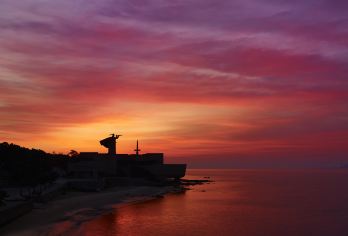 刘公岛团建教育【设岛外专人接待、岛内专业讲解，服务周到，为团建教育筑牢优质体验基础。】