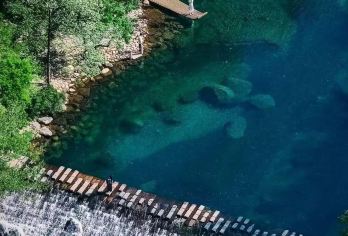 安徽池州石台包车一天游10小时赏秋打卡仙寓山+蓬莱仙洞【仙寓仙洞一日探，绿野奇岩醉池州。】