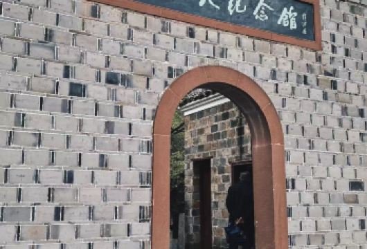 八大山人纪念敬一说团队/深度趣讲/包团【[优秀团队]甄选敬一团队中高级导游，讲解经验丰富，杜绝兼职/新手团队讲解，深耕赣派文化】