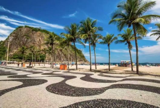 巴西里约热内卢包车：基督像+糖面包山+科帕卡巴纳海滩+帝王宫【登基督像瞰山海盛景，乘缆车游糖面包山，漫步科帕卡巴纳海滩，逛里约皇宫品百年历史，尽揽巴西风情】