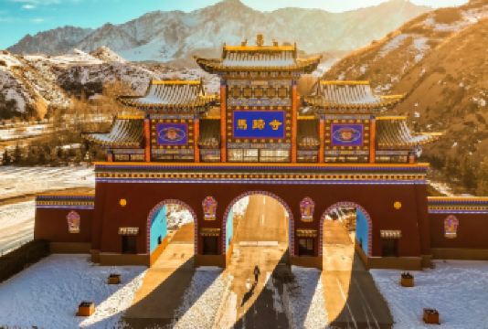 马蹄寺+七彩丹霞一日游【6人团/上门接送/看日落/可赶动车】【[不错的③人宽松团]至多3人一车，20%空座率，车内更宽敞，旅途更自由，首位推荐】