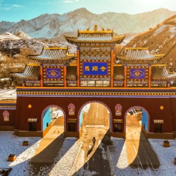 马蹄寺+七彩丹霞一日游【6人团/上门接送/看日落/可赶动车】