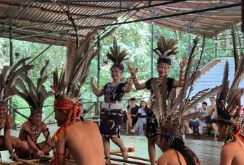 沙巴婆罗洲文化村一日游-拼团2人成行【午餐及接送】【参观位于巴帕的婆罗洲文化村，距离哥打京那巴鲁市中心约一小时车程】