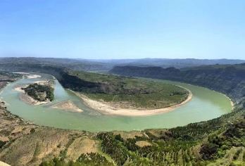 延安梁家河+文安驿镇+延川黄河乾坤湾一日游【纯玩·上门接送】【梁家河红色记忆：有知青窑洞、村史馆、铁业社等景点，游客可通过这些了解知青时期的奋斗故事和村庄变迁】