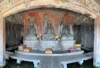 金灯寺石窟-九天圣母庙-三稽庙-大禹庙-明慧大师塔包车一日【包车游，行程自由，酒店接送】