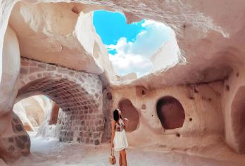 土耳其格雷梅红绿线一日游卡帕多奇亚玫瑰谷地下城鸽子谷中英导游【品质出游】