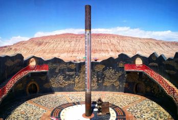 新疆乌鲁木齐历史文化包车一日游【乌鲁木齐—麻扎村—库木塔格沙漠，行程可调】