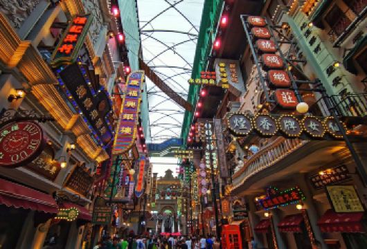 上海千古情+武康路+安福路一日游【感受citywalk+特色老上海风情乐园，包车服务，随叫随停】