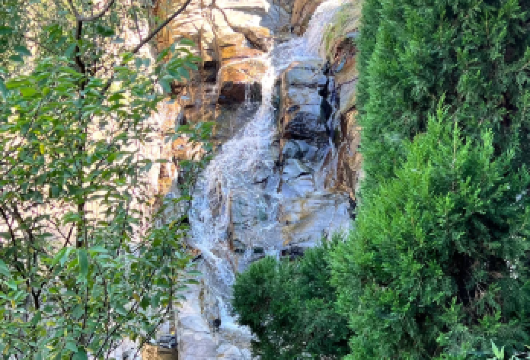 【一家一团游淄博】博山樵岭前溶洞+王母池一日【探秘博山樵岭前溶洞，览北国第一洞天的亿年钟乳奇观，洞中有洞尽赏自然鬼斧神工】