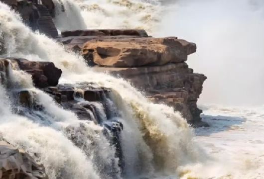 小西天+广胜寺+山西壶口瀑布一日游【导游讲解】【优质的服务，完善的制度，认真的态度让你酒觉得不虚此行】