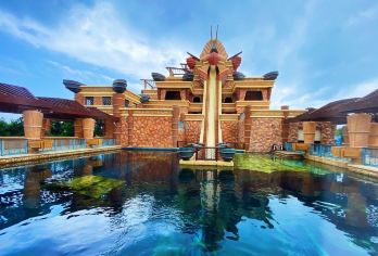 海南三亚-亚特兰蒂斯水世界+免税城【包车一日游】【无忧守候：专业司机全程关注航班动态，无论航班早到、延误或深夜抵达，司机都会准时等候。】