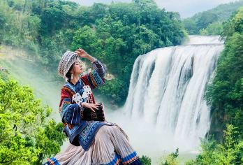 黄果树瀑布一日游【一环内早接·2+1头等舱舒适之选】【免票人群（学生、教师、医护、军人、残疾人等）请选择[优待人群]下单】