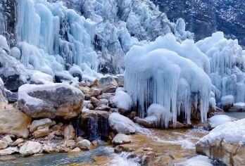 铜川溪山胜境风景区【冰瀑奇观，浪漫冬季，包车出行】【多种车型可选，5座7座9座车】