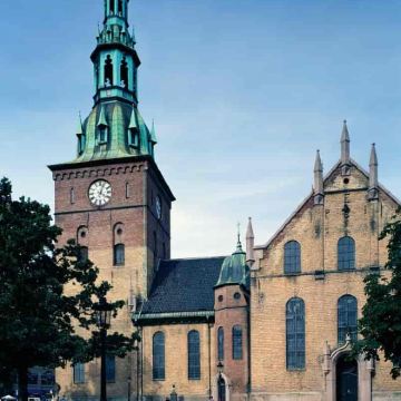 比格迪半岛+维格兰雕塑公园+奥斯陆峡湾+挪威民俗博物馆包车游