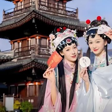 无锡灵山大佛+拈花湾一日游【优选纯玩 梵宫祈福&拈花灯影】