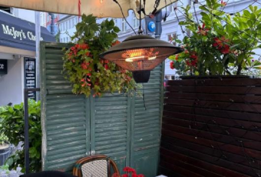 丹麦哥本哈根运河-丹麦皇家图书馆-罗森堡花园-包车-私享行【专属客服和本地中文司机，一家一团包车】