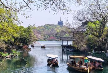 杭州西湖雷峰塔灵隐寺一日游【15人纯玩团导游讲解含所有门票】【高品纯玩无购物，门票全含无自费，行程透明无套路！】