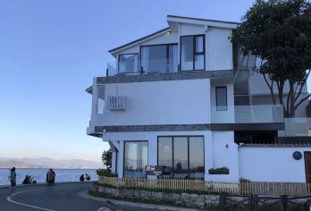 【丽江出发 大理散团】丽江大理一日游 (纯玩 360环洱海）【行程升级：生态廊道自行车骑行+孔雀放飞表演+喜洲古镇+双廊古镇+理想邦 不走回头路】