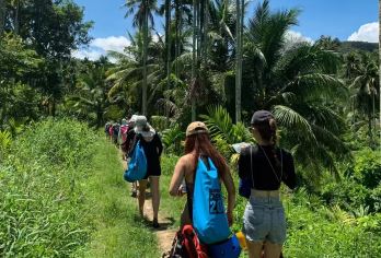 万宁溯溪 热带雨林踏瀑戏水 徒步+跳水+游泳+小瀑布【呼吸大自然空气 增加野外求生知识】