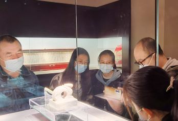 成都永陵博物馆半日游【蜀小匠专业导游2小时包团讲解+含耳麦】【非典型博物馆奇趣体验，探秘中国wei一地上皇陵，解锁镇馆之宝