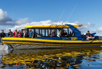 澳洲塔斯马尼亚霍巴特 海鲜盛宴7.5小时游船海鲜美酒不限量【7.5小时海鲜游船 布鲁尼岛美景+美食+美酒】