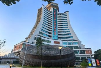 【贵州民族博物馆讲解】 120分钟人工讲解 资深导游 私家团【专业生动：讲解员深入浅出，结合史实与故事，让展品“活”起来】