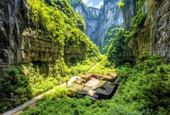 重庆武隆天生三桥+龙水峡地缝一日游【私家团1单1团】【独立包车出行，游玩自由，行程可调】