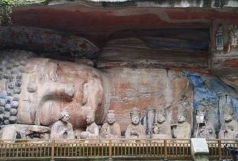 重庆大足宝顶山石刻+大足石刻博物馆含车含门票一日游重庆旅游【[景点精选]大足宝顶山石刻+大足石刻博物馆】