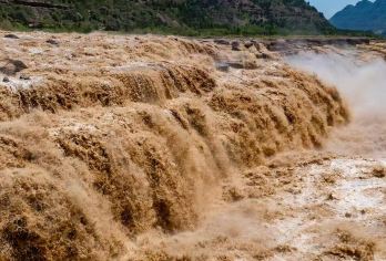 壶口瀑布一日游｜拼团｜酒店接｜钟楼解散【凡持军官证，残疾证，本科及以下学生，65周岁以上老人和未成年儿童等特殊优待人群请按优待人群特价报名】