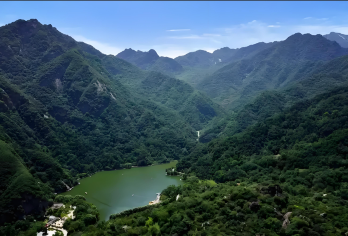 净土宗祖庭香积寺+终南山翠华山【2-6人团】一日游【景区门票全含，景区游览时间充足，旅途行程自由，真纯玩，无套路，无任何强制消费，享受美好惬意旅行。】