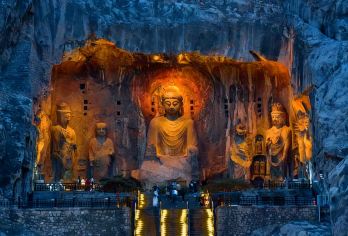 【8/15人小团】龙门石窟+白马寺+博物馆一日游丨多款团型【[多款团型]可选2-8人团（最多8人/小车出行）、15人团（最多15人/19座商务车）、可私人定制。】