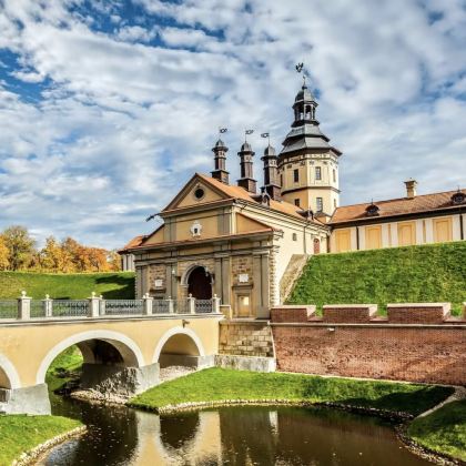 白俄罗斯+明斯克：机场酒店点对点|中文包车|可定制|翻译地陪