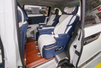 【8人团 ·航空车】重庆武隆天生三桥+龙水峡地缝+乌江一日游【[自营直发·精选线路]纯玩无购物·游武隆精华天坑地缝（可以船游乌江，可以船游是选择B线路）。】